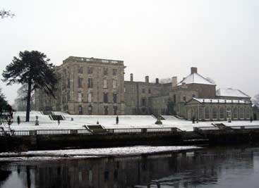 winter view" border="3" width="367" height="267" /></td>
<td valign="center"><img src="stoneleighabbey05.jpg" alt="four spires" border="3" width="269" height="267" /></td>
</tr>
</table>


</div>

<div align="center">

<table cellpadding="5" cellspacing="3">
<tr>
<td><img src="stoneleighabbey03.jpg" alt=